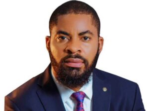 Lawyer Petitions US, UK, Canada to Impose Visa Ban on Senator Fadahunsi Over Alleged Osun Election Threats