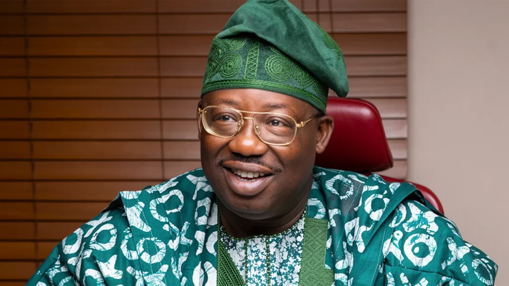 Nigerians Paying Over 300% Interest on Digital Loan Apps, Says Oye, Seeks CBN Intervention