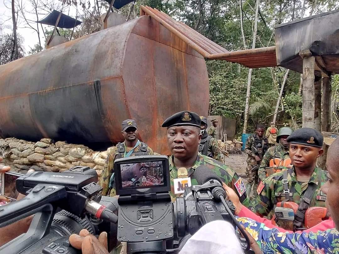 Nigerian Army Discovers Illegal Bunkering Camp In Bayelsa