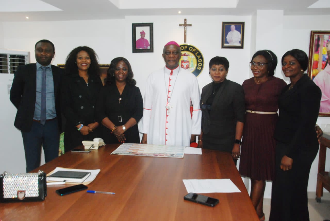 ARCHBISHOP MARTINS CHARGES LAWYERS ON HOLINESS AND SUPPORT