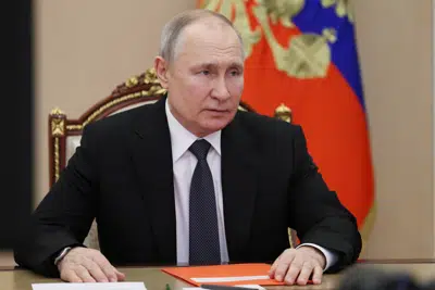 Putin Signs Electronic Conscription Bill, To Block Those Who Intend To Flee